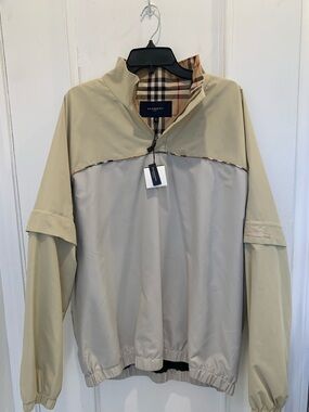 NWT Burberry Golf Nova Check Windbreaker Half Zip. Size XL